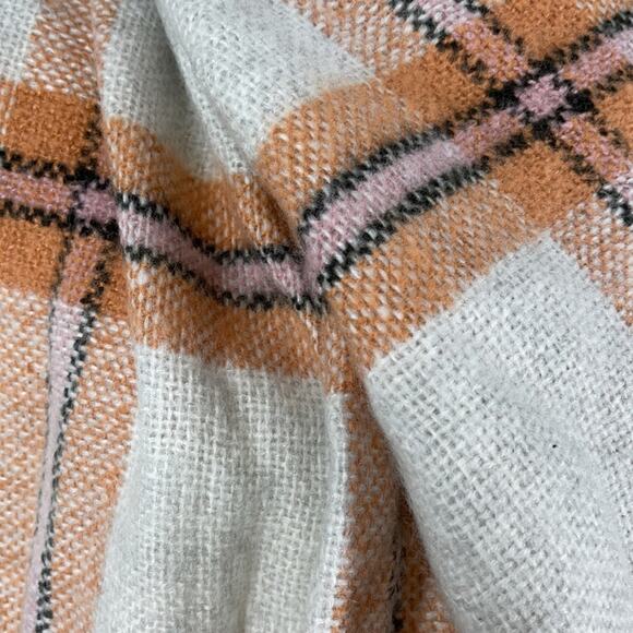 Universal Thread Scarf Wrap Plaid Tan Orange NWT - Picture 6 of 7